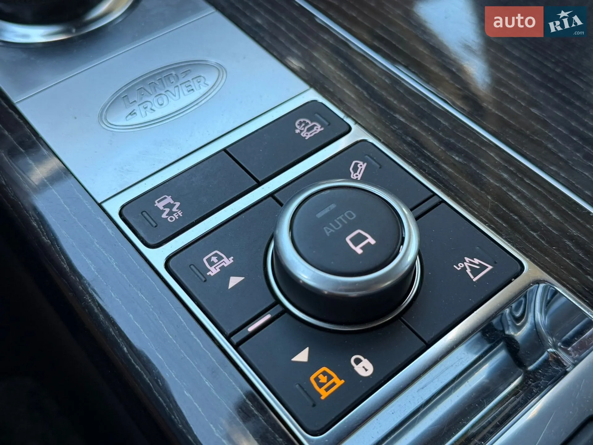 2019 Land Rover Range Rover - мініатюра 32