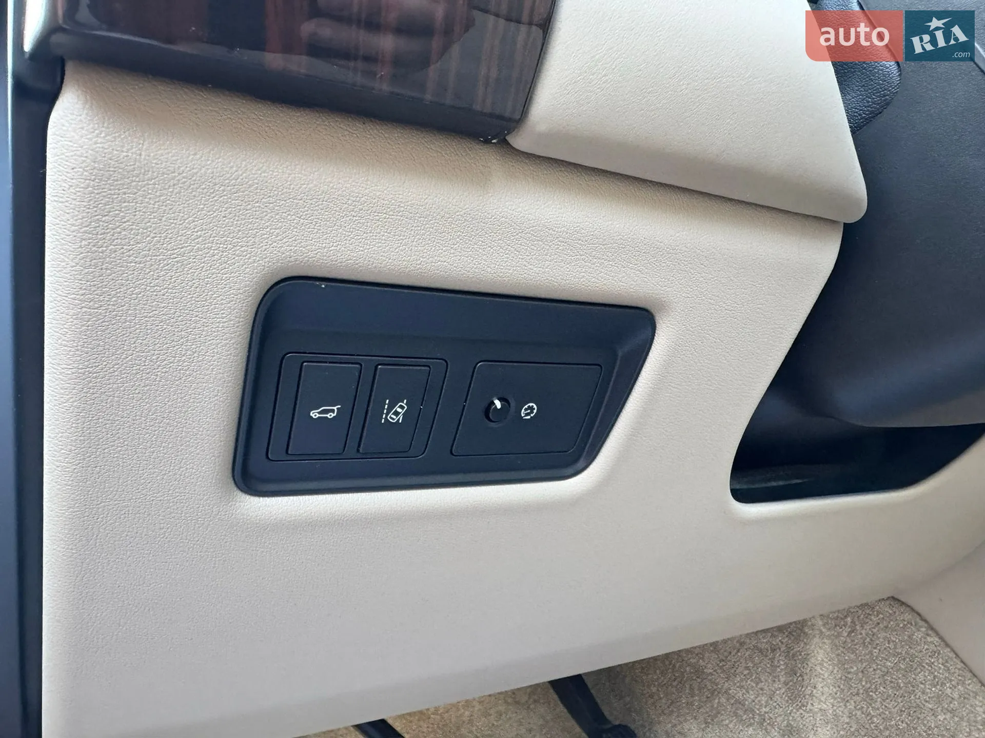 2015 Land Rover Range Rover - мініатюра 40