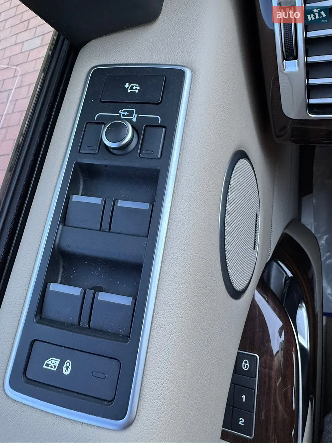 2015 Land Rover Range Rover - мініатюра 44