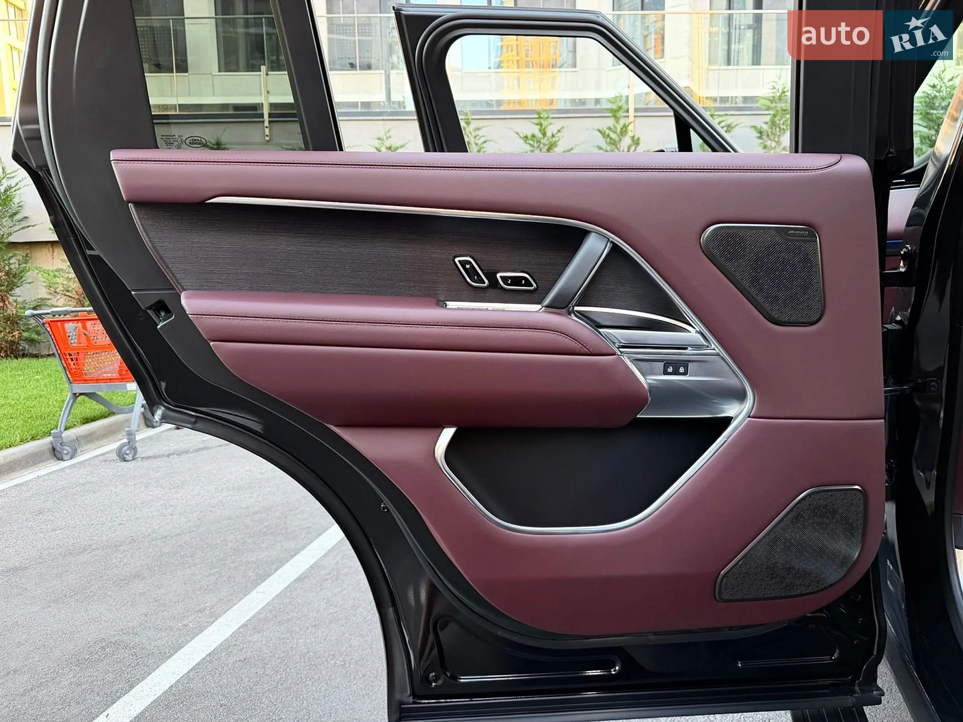 2024 Land Rover Range Rover - мініатюра 58