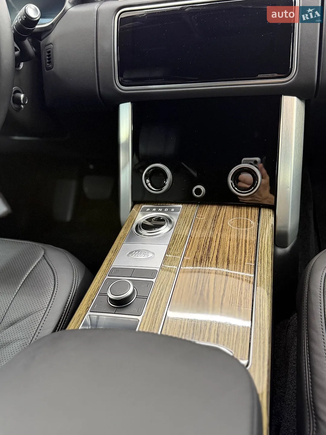2019 Land Rover Range Rover - мініатюра 23