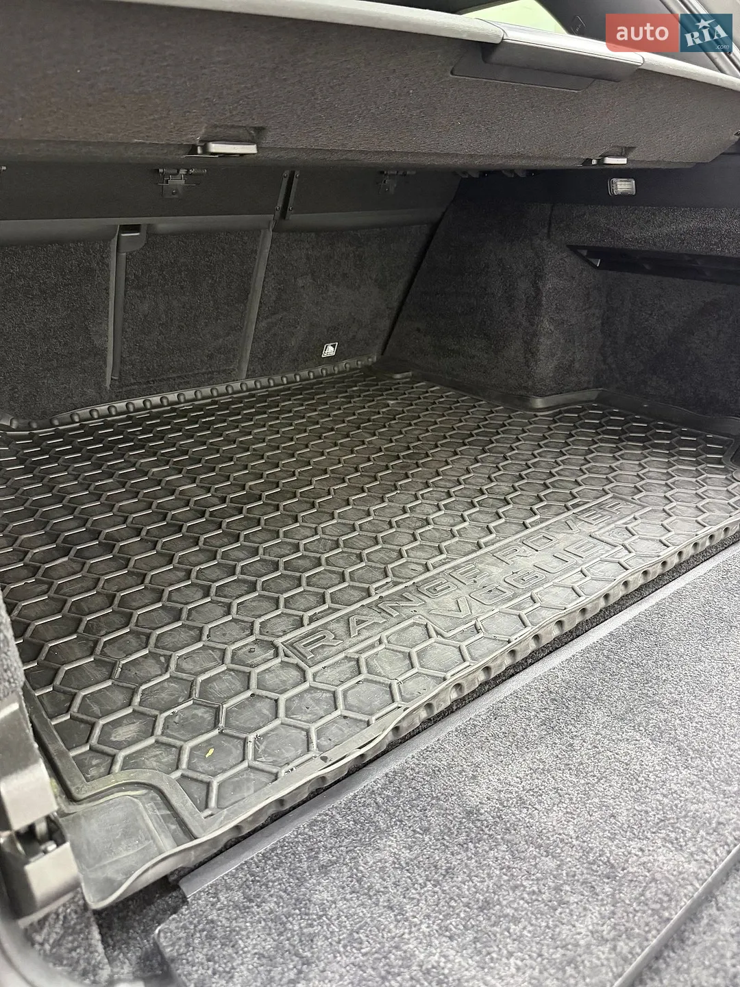 2019 Land Rover Range Rover - мініатюра 44