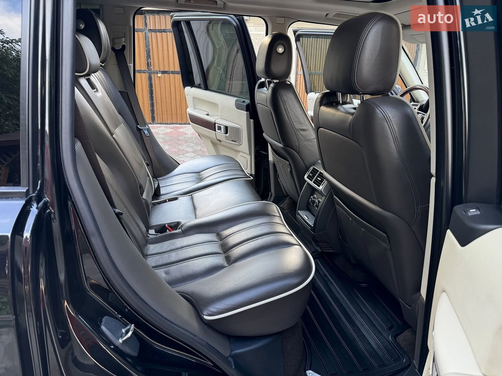 2010 Land Rover Range Rover - мініатюра 54