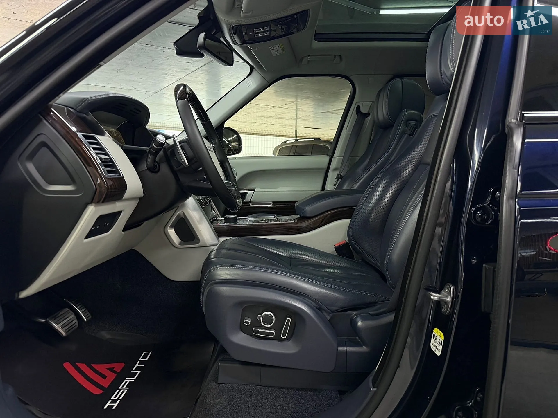 2016 Land Rover Range Rover - мініатюра 20