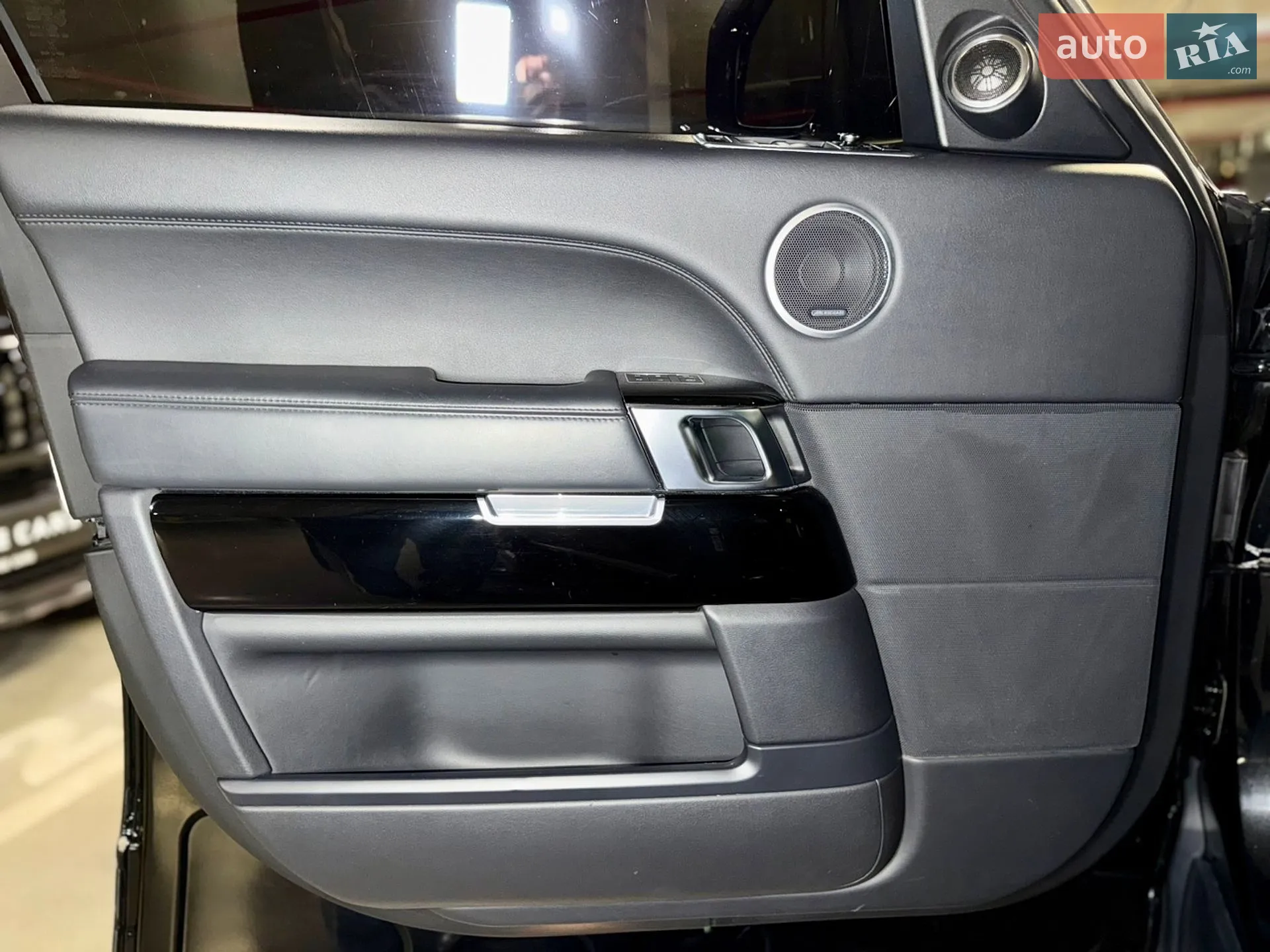 2013 Land Rover Range Rover - мініатюра 26