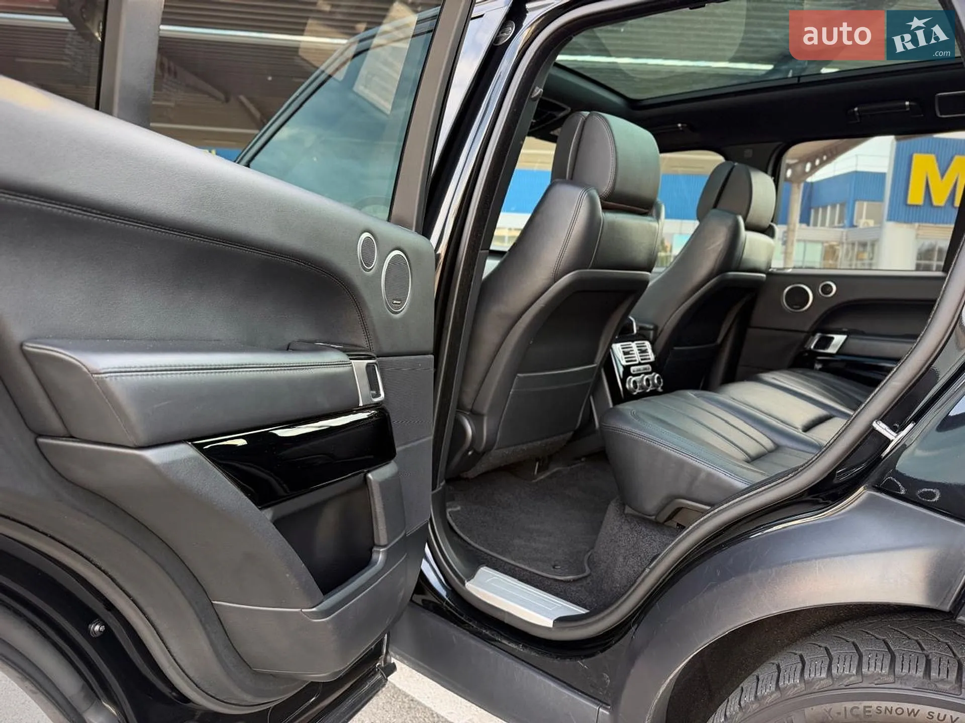 2016 Land Rover Range Rover - мініатюра 38