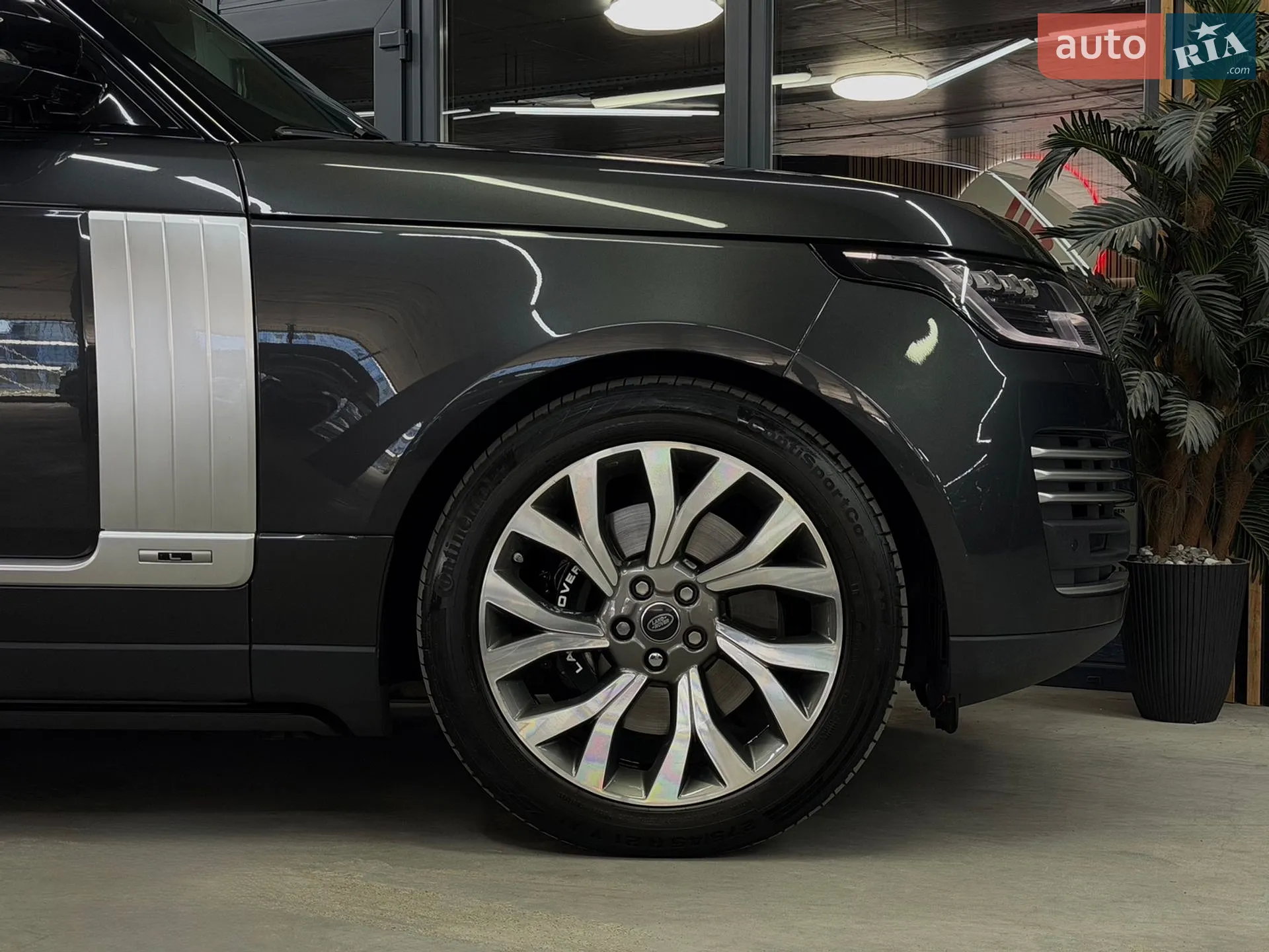2018 Land Rover Range Rover - мініатюра 9