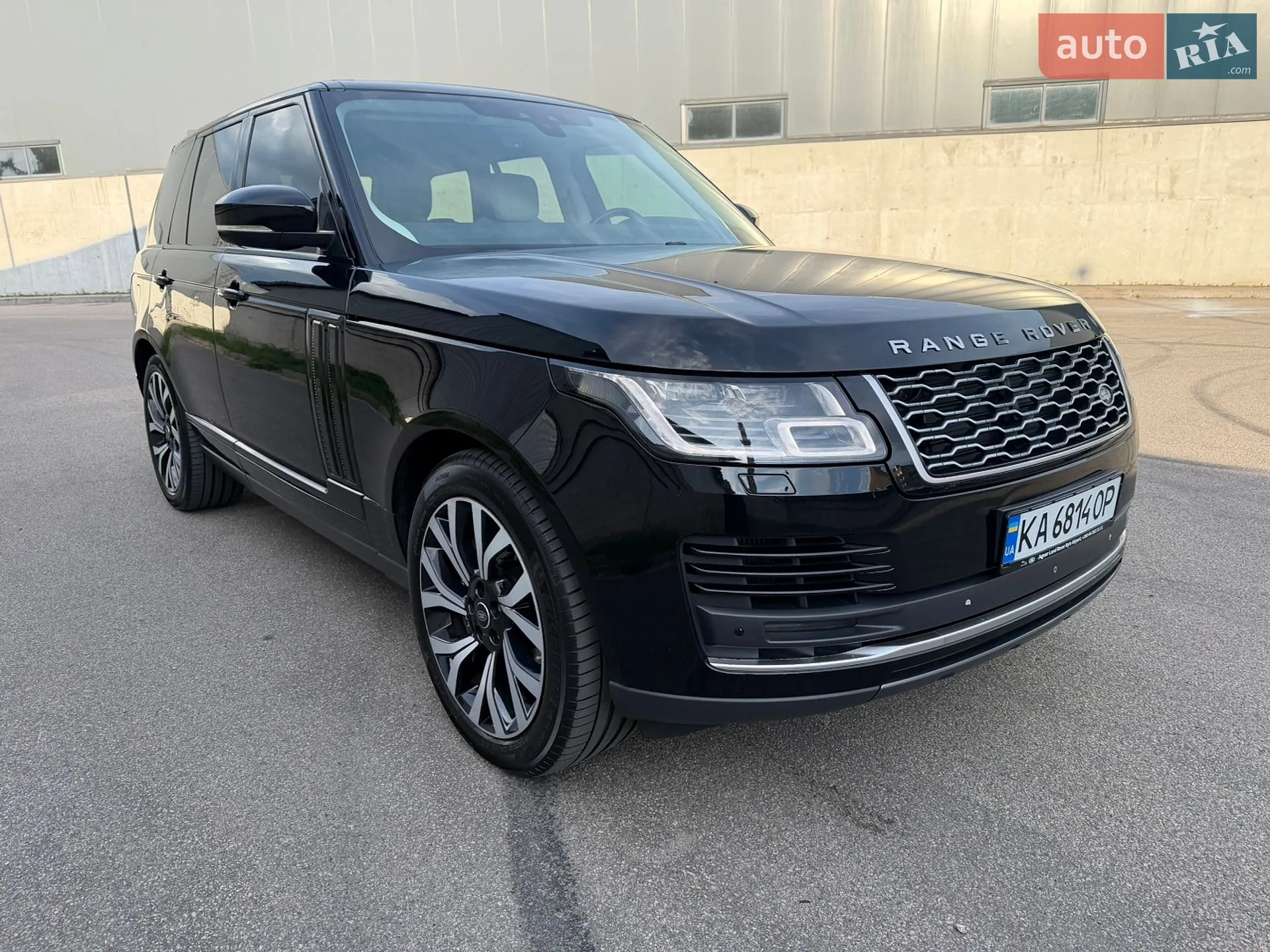 2018 Land Rover Range Rover - мініатюра 25