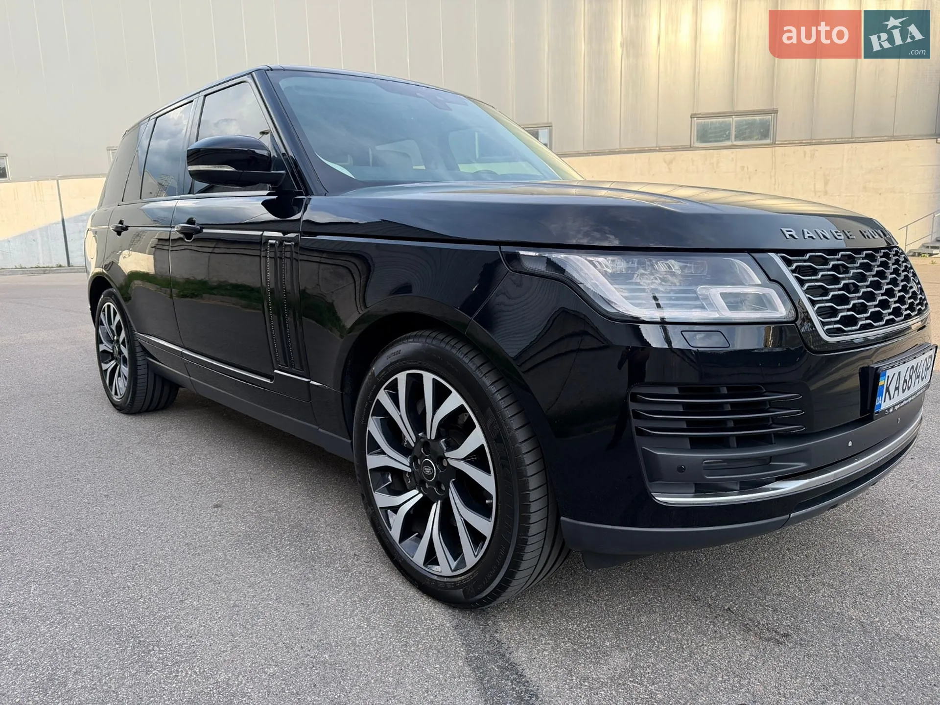 2018 Land Rover Range Rover - мініатюра 27