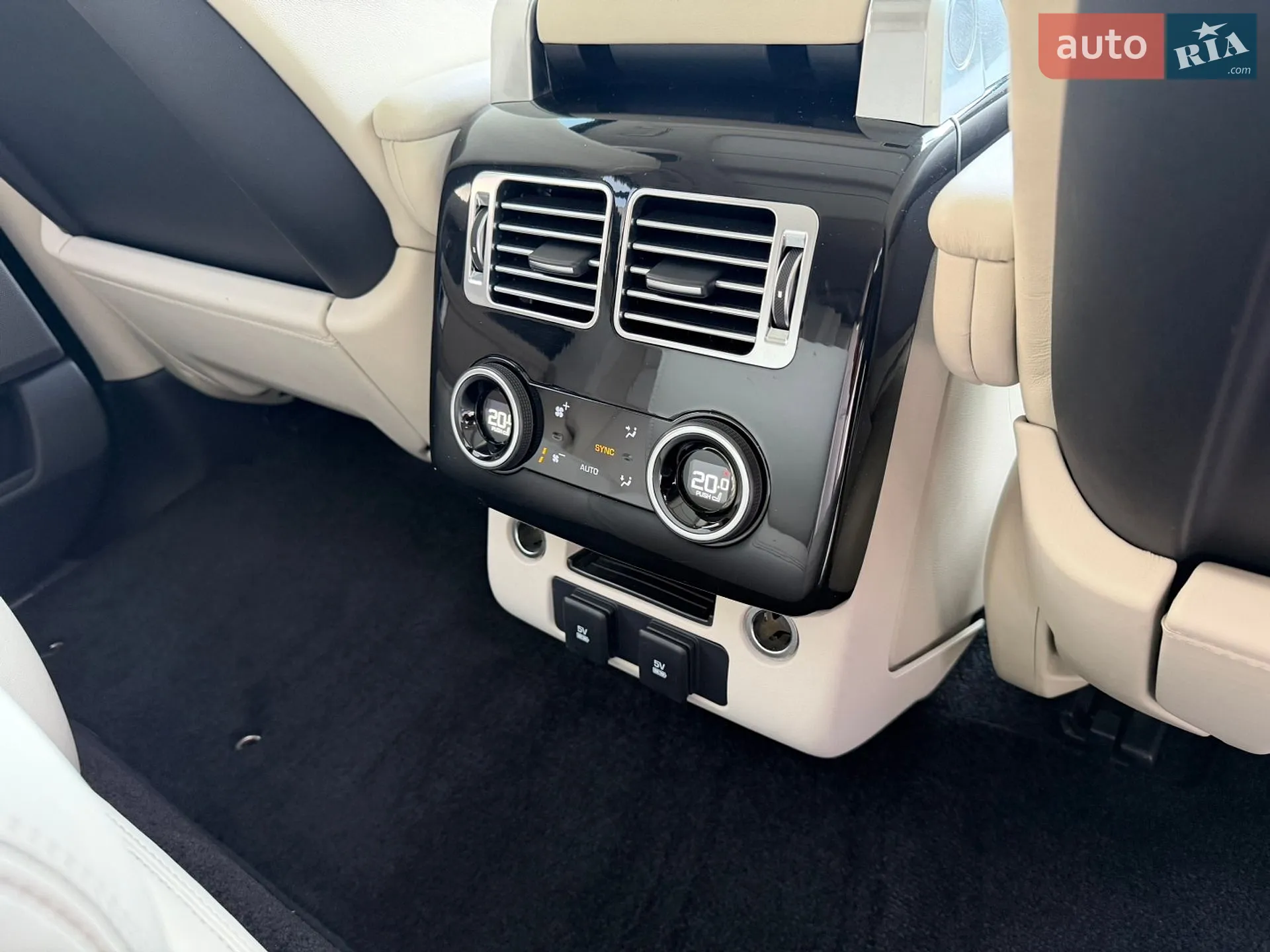 2018 Land Rover Range Rover - мініатюра 37