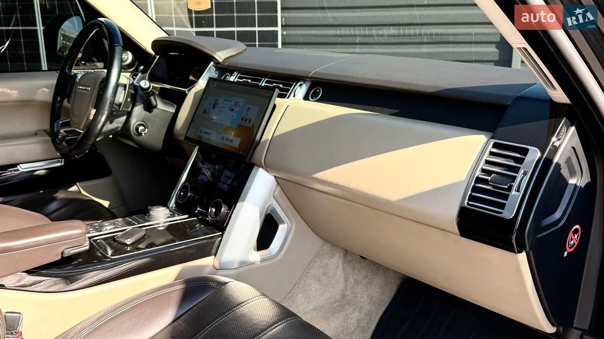 2015 Land Rover Range Rover - мініатюра 16