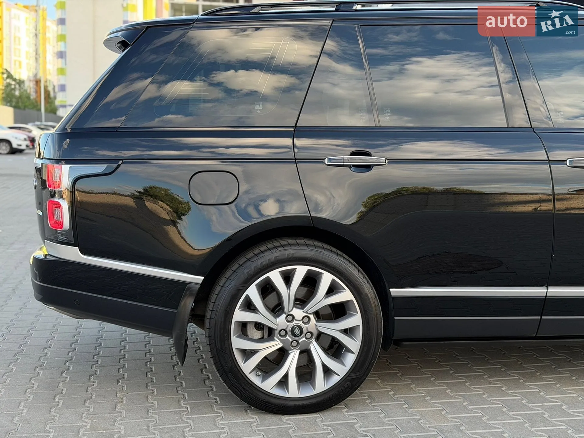 2020 Land Rover Range Rover - мініатюра 19