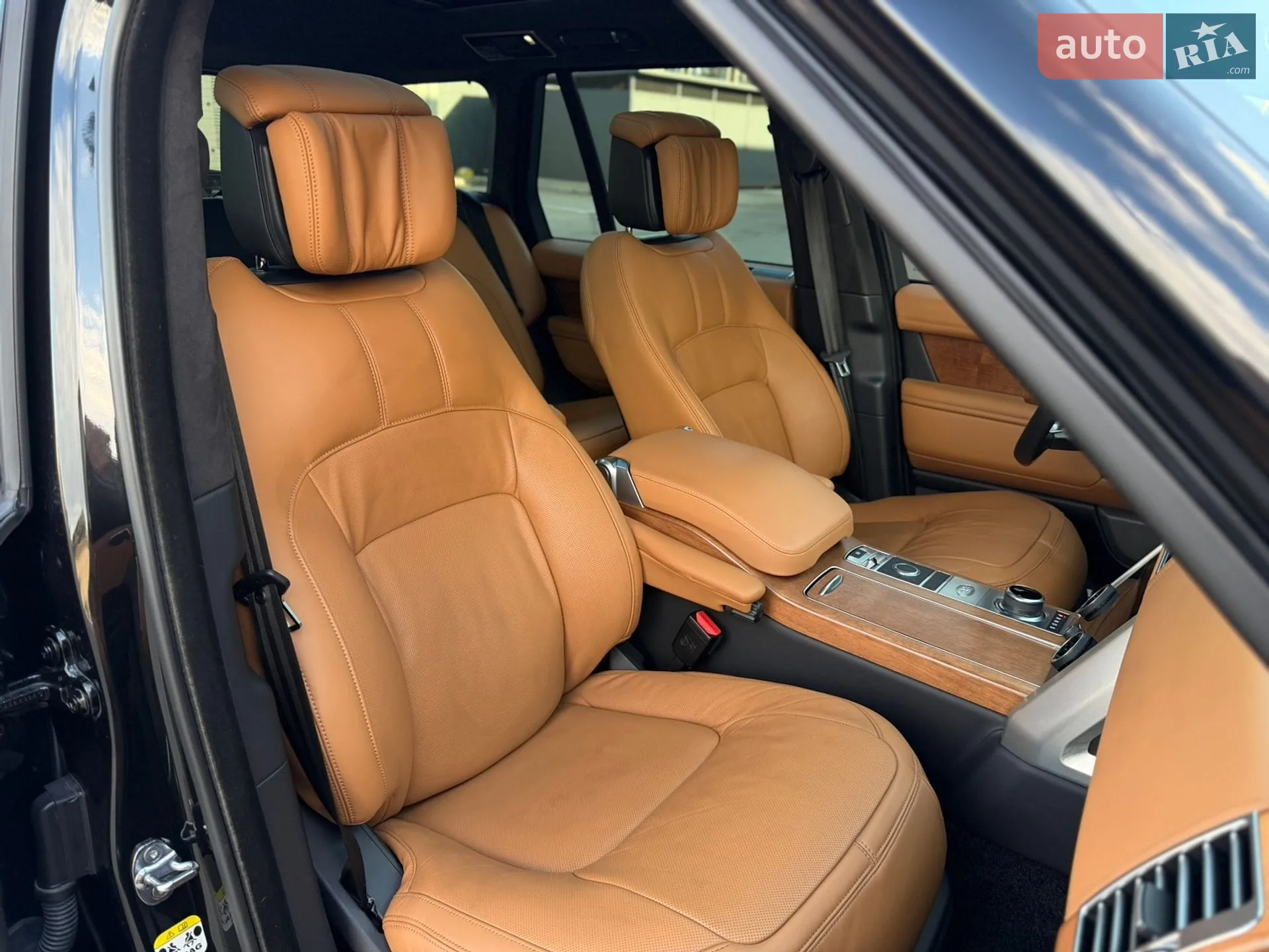 2020 Land Rover Range Rover - мініатюра 21