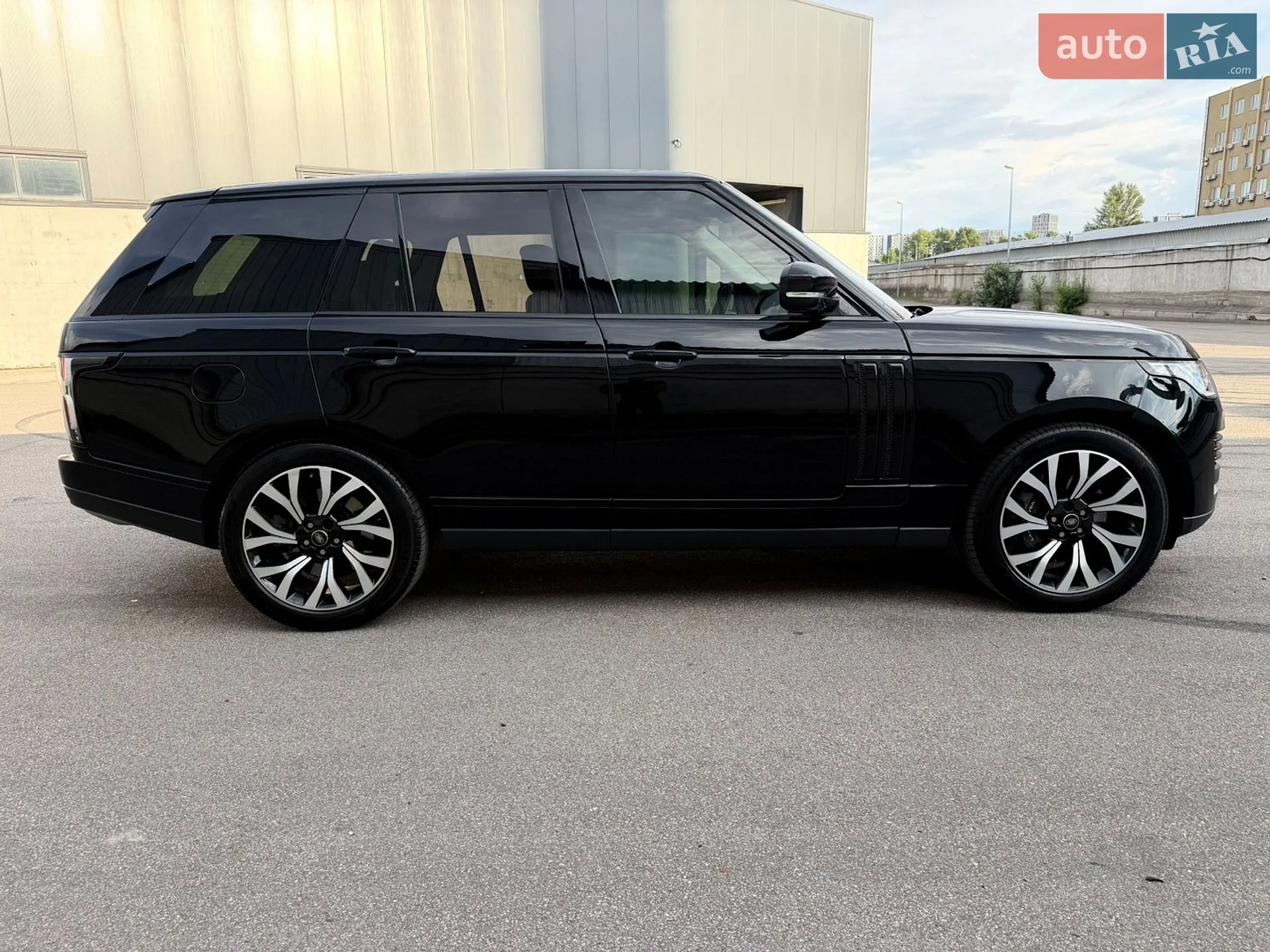 2018 Land Rover Range Rover - мініатюра 5