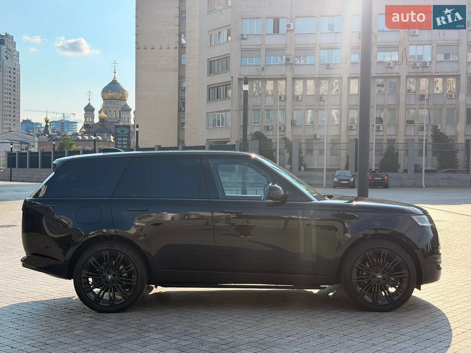 2025 Land Rover Range Rover - мініатюра 8