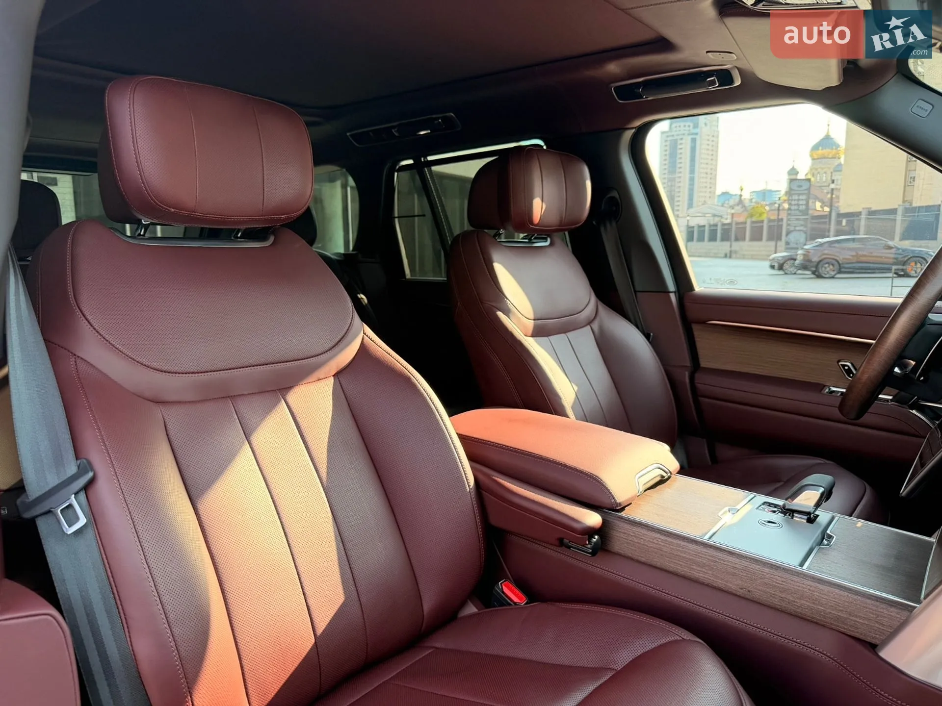 2025 Land Rover Range Rover - мініатюра 40