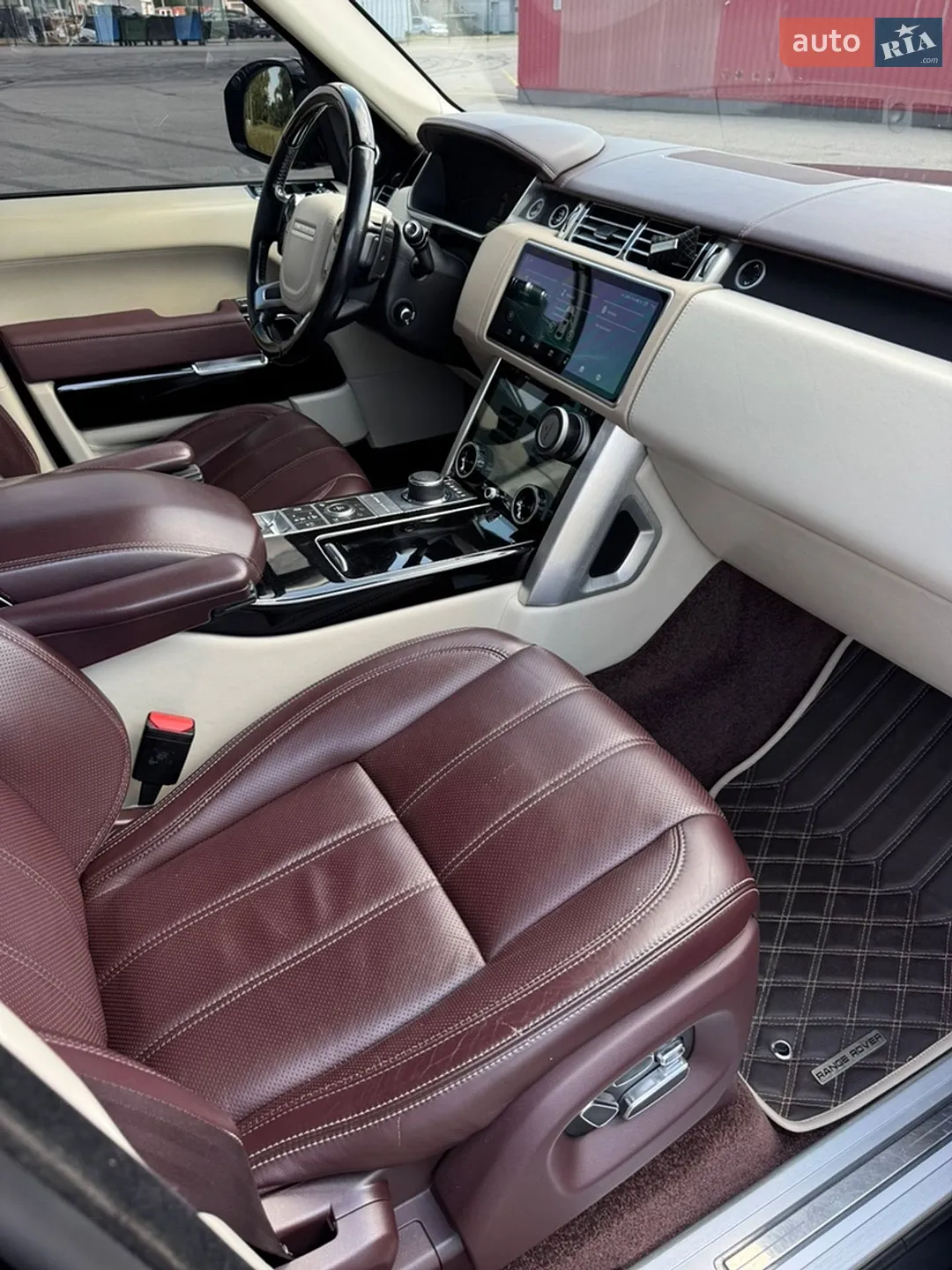 2014 Land Rover Range Rover - мініатюра 21