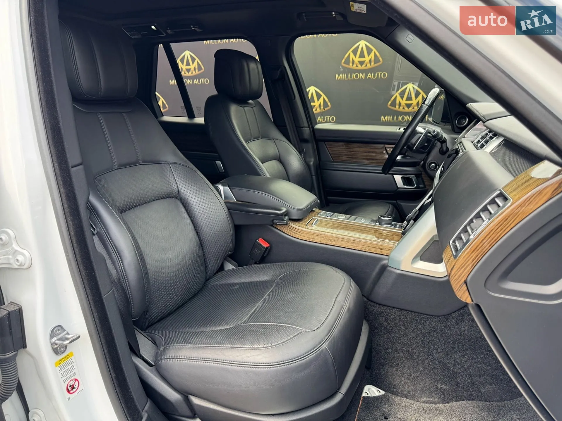 2019 Land Rover Range Rover - мініатюра 16