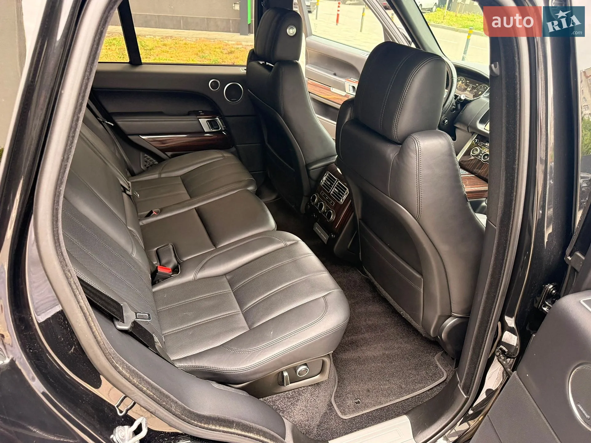 2018 Volkswagen Touareg - мініатюра 17