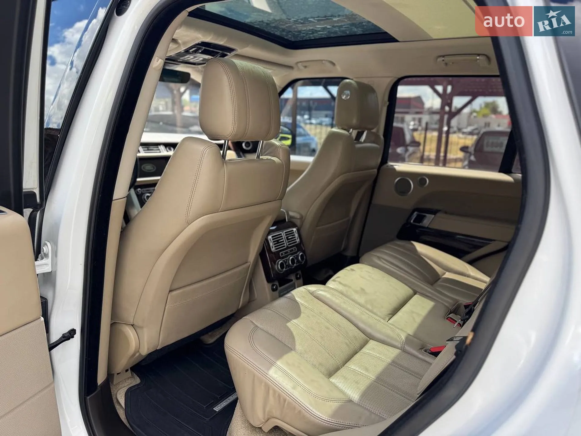 2017 Land Rover Range Rover - мініатюра 8