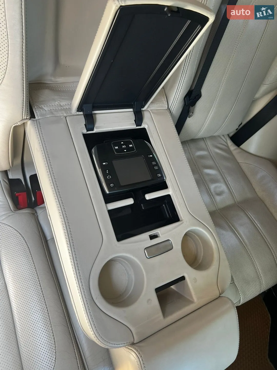 2010 Land Rover Range Rover - мініатюра 13