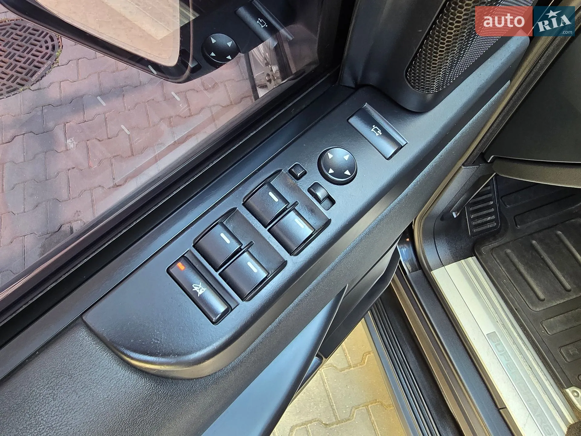 2010 Land Rover Range Rover - мініатюра 27