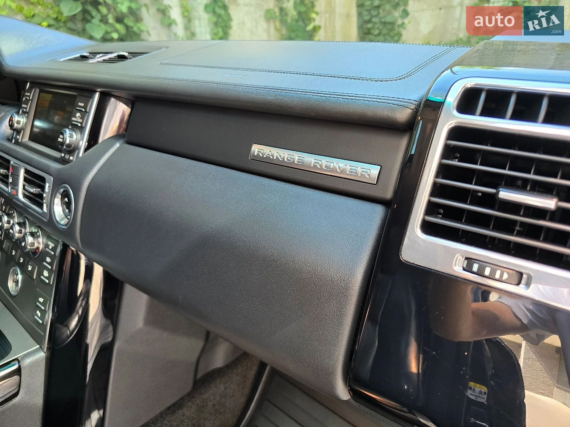 2010 Land Rover Range Rover - мініатюра 74