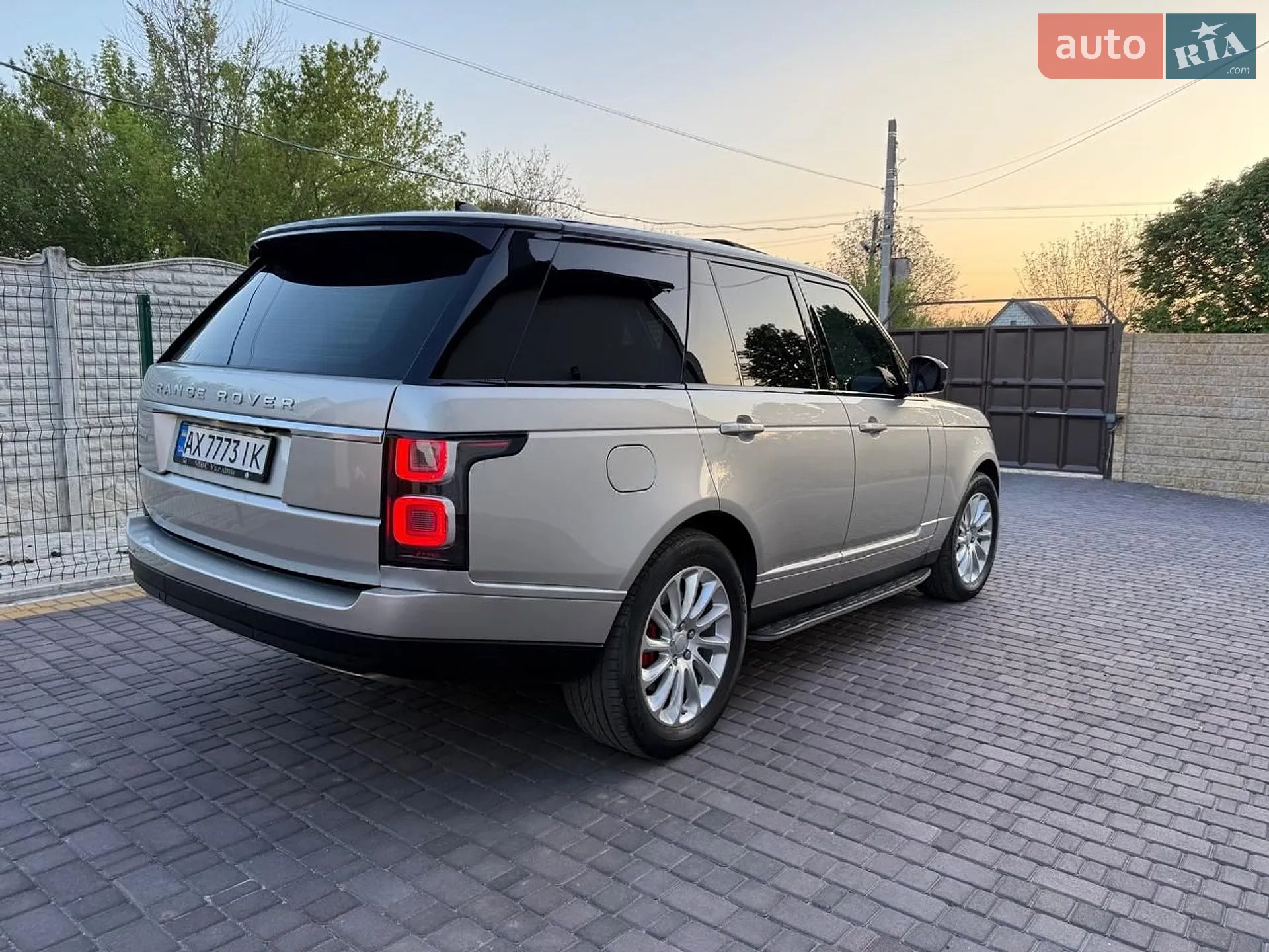 2019 Land Rover Range Rover - мініатюра 17