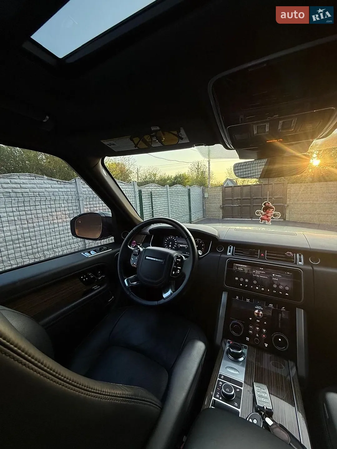 2019 Land Rover Range Rover - мініатюра 20