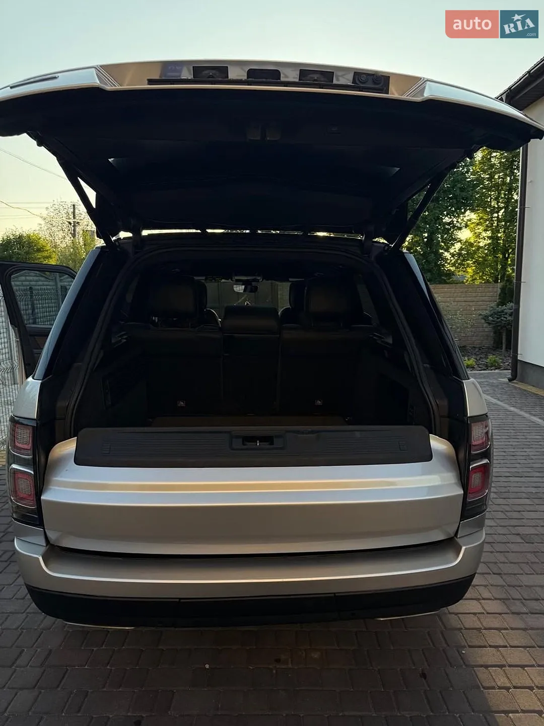 2019 Land Rover Range Rover - мініатюра 27