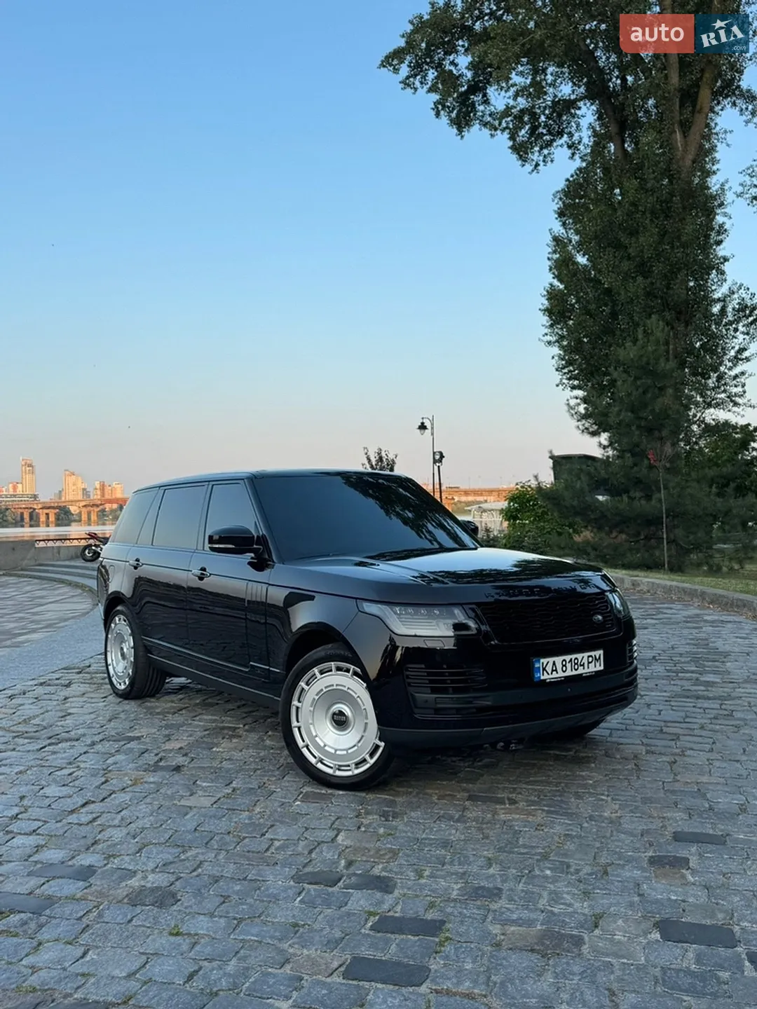 2018 Land Rover Range Rover - мініатюра 3