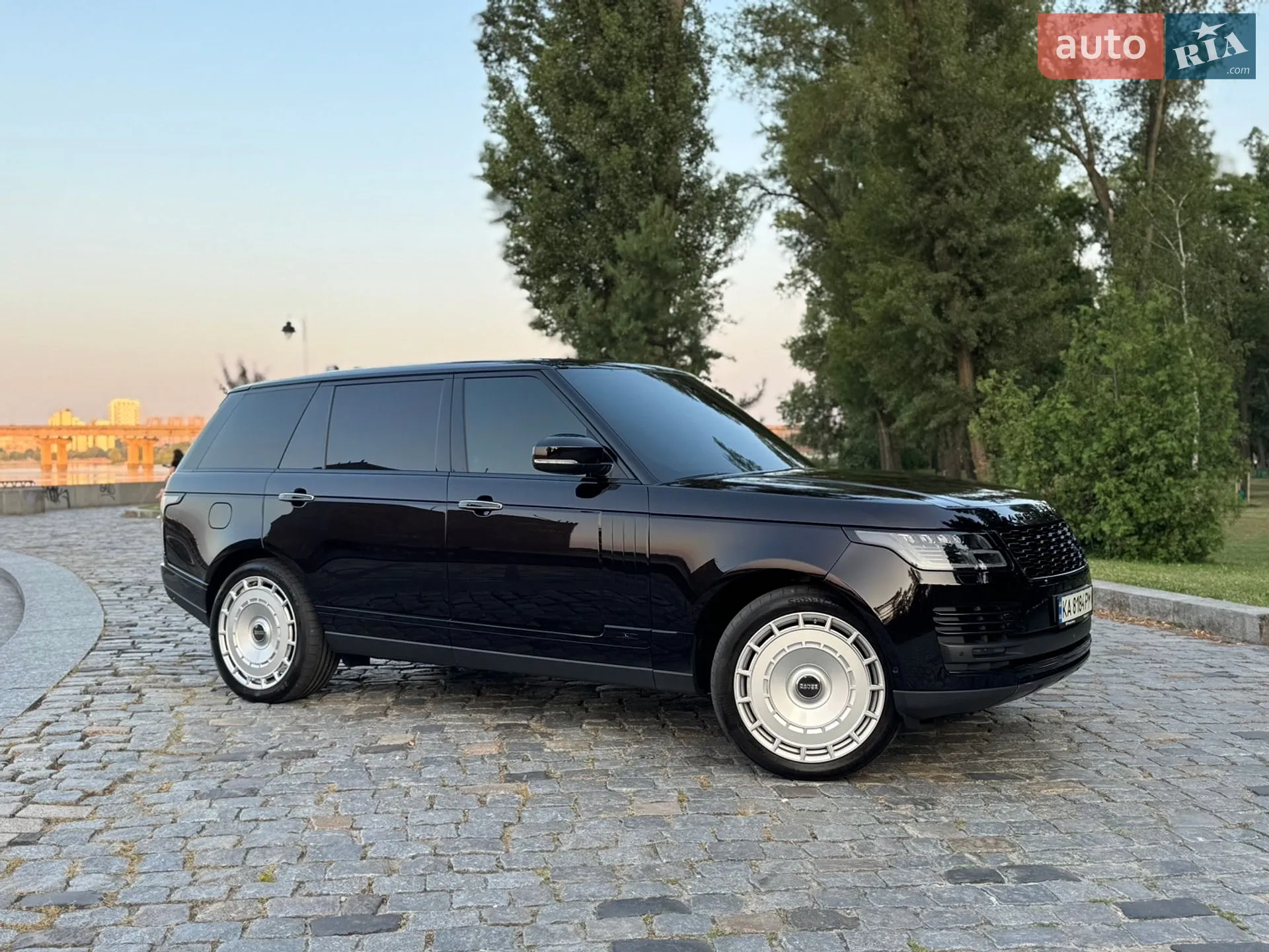 2018 Land Rover Range Rover - мініатюра 9
