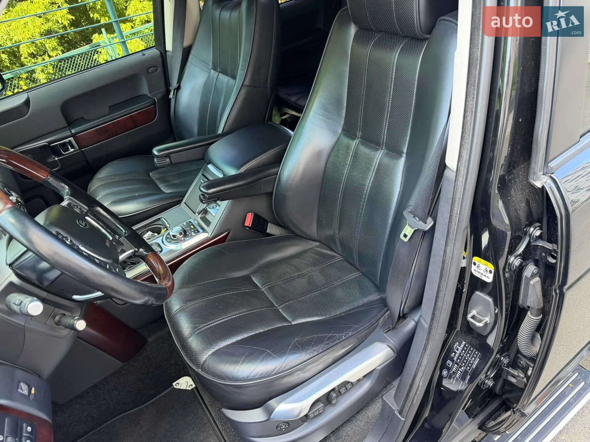 2010 Land Rover Range Rover - мініатюра 11