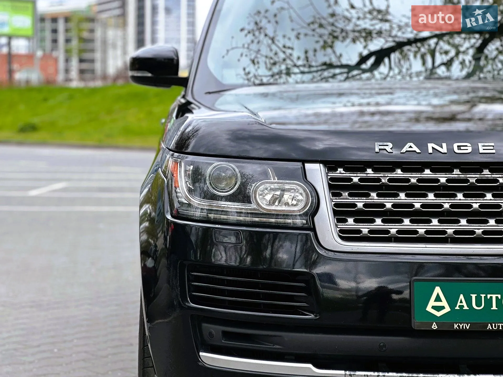 2017 Land Rover Range Rover - мініатюра 12