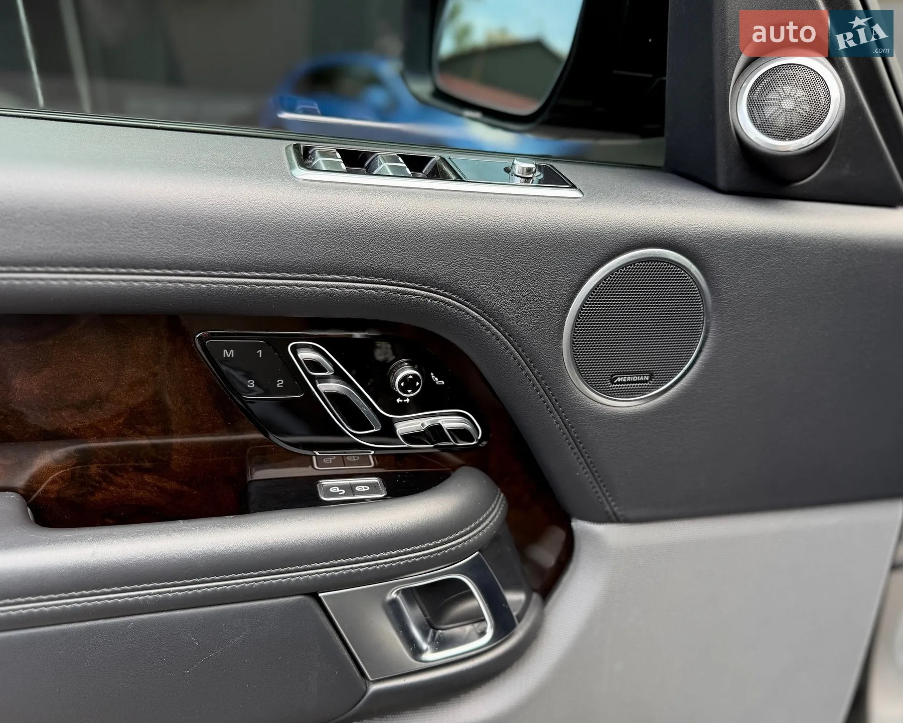2018 Land Rover Range Rover - мініатюра 13