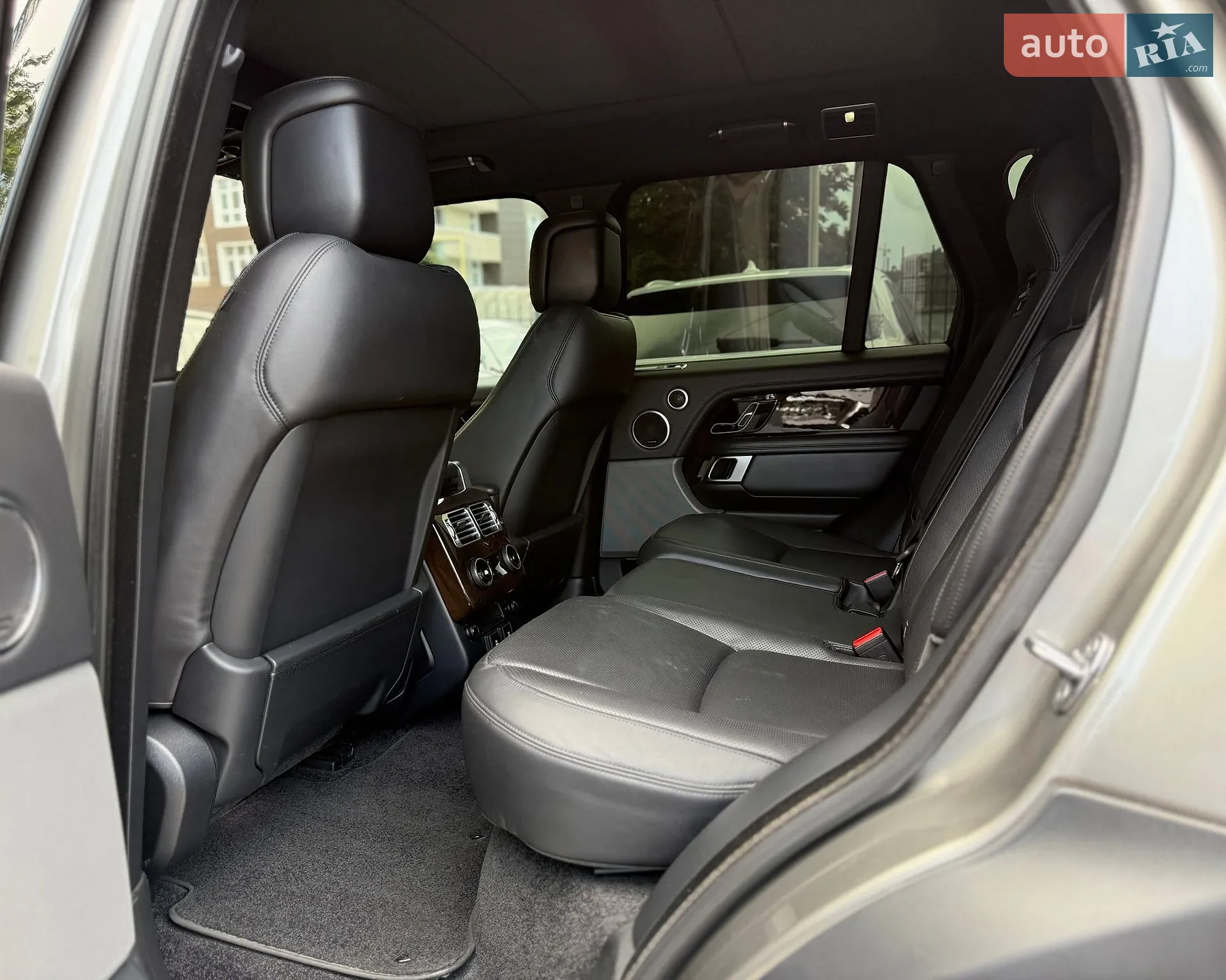 2018 Land Rover Range Rover - мініатюра 14