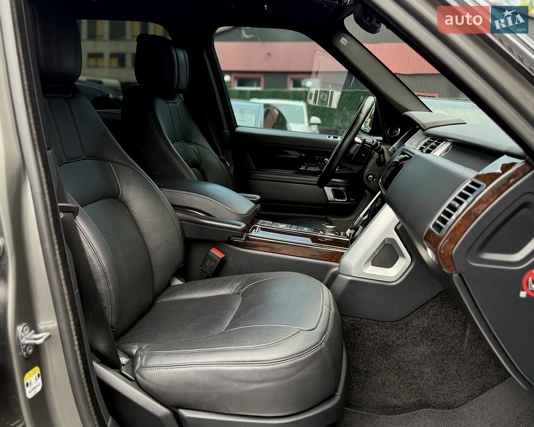 2018 Land Rover Range Rover - мініатюра 18