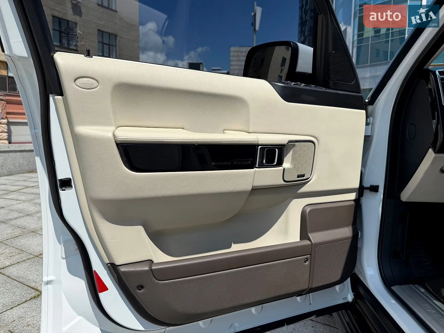 2012 Land Rover Range Rover - мініатюра 14