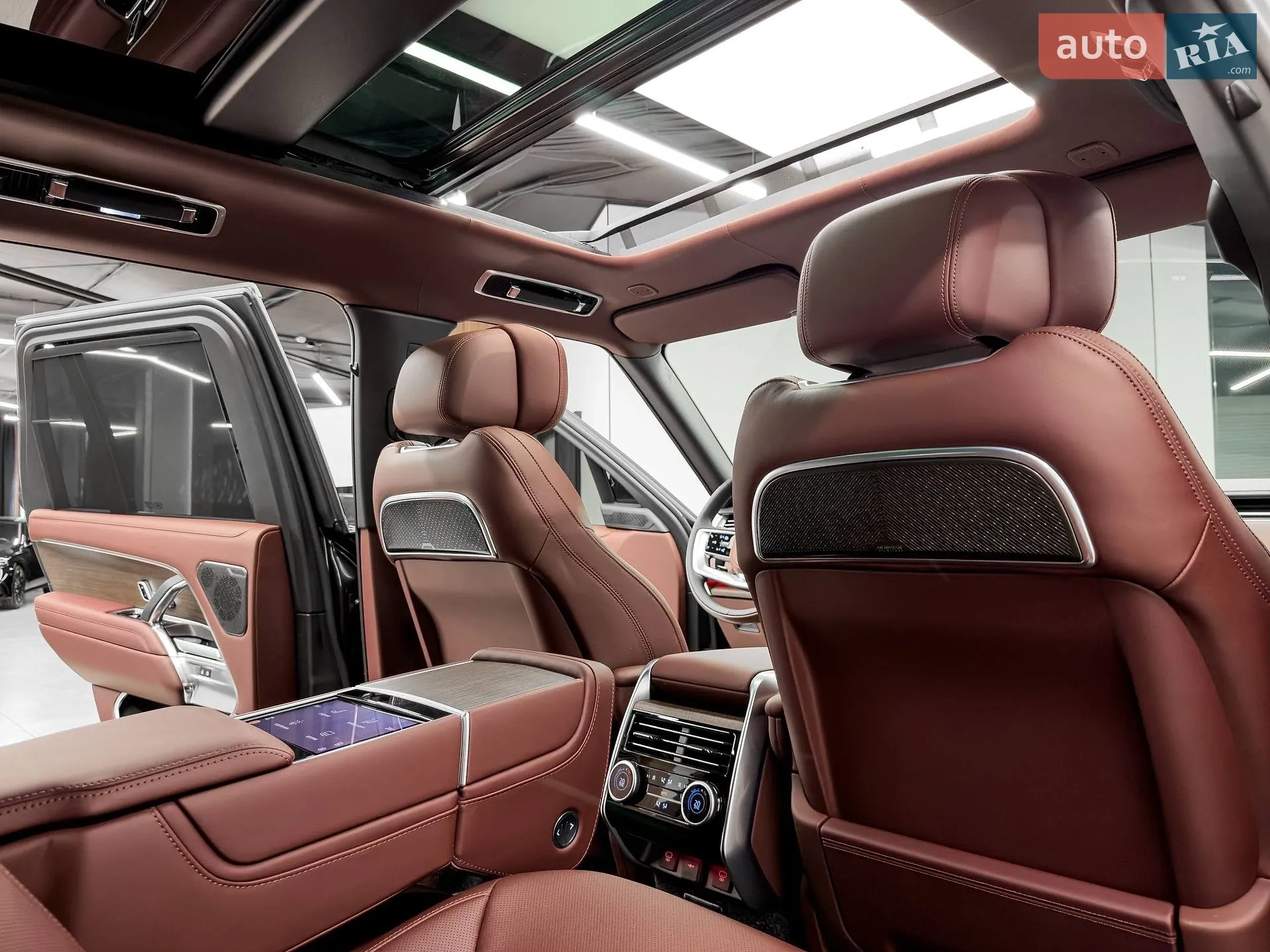 2024 Land Rover Range Rover - мініатюра 76