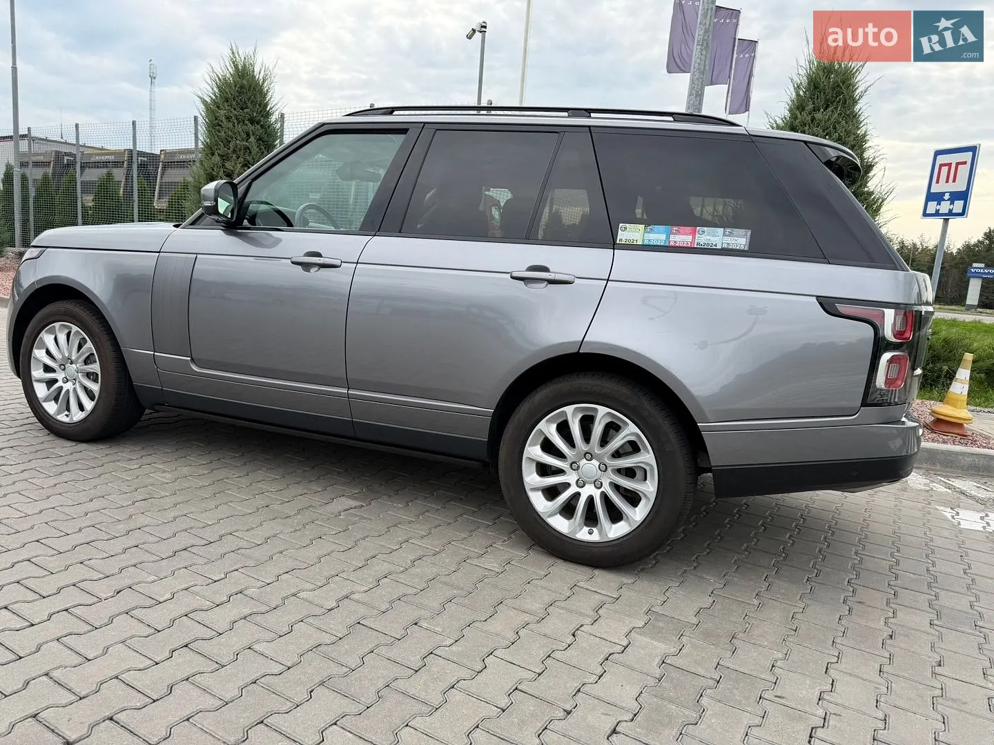 2019 Land Rover Range Rover - мініатюра 8