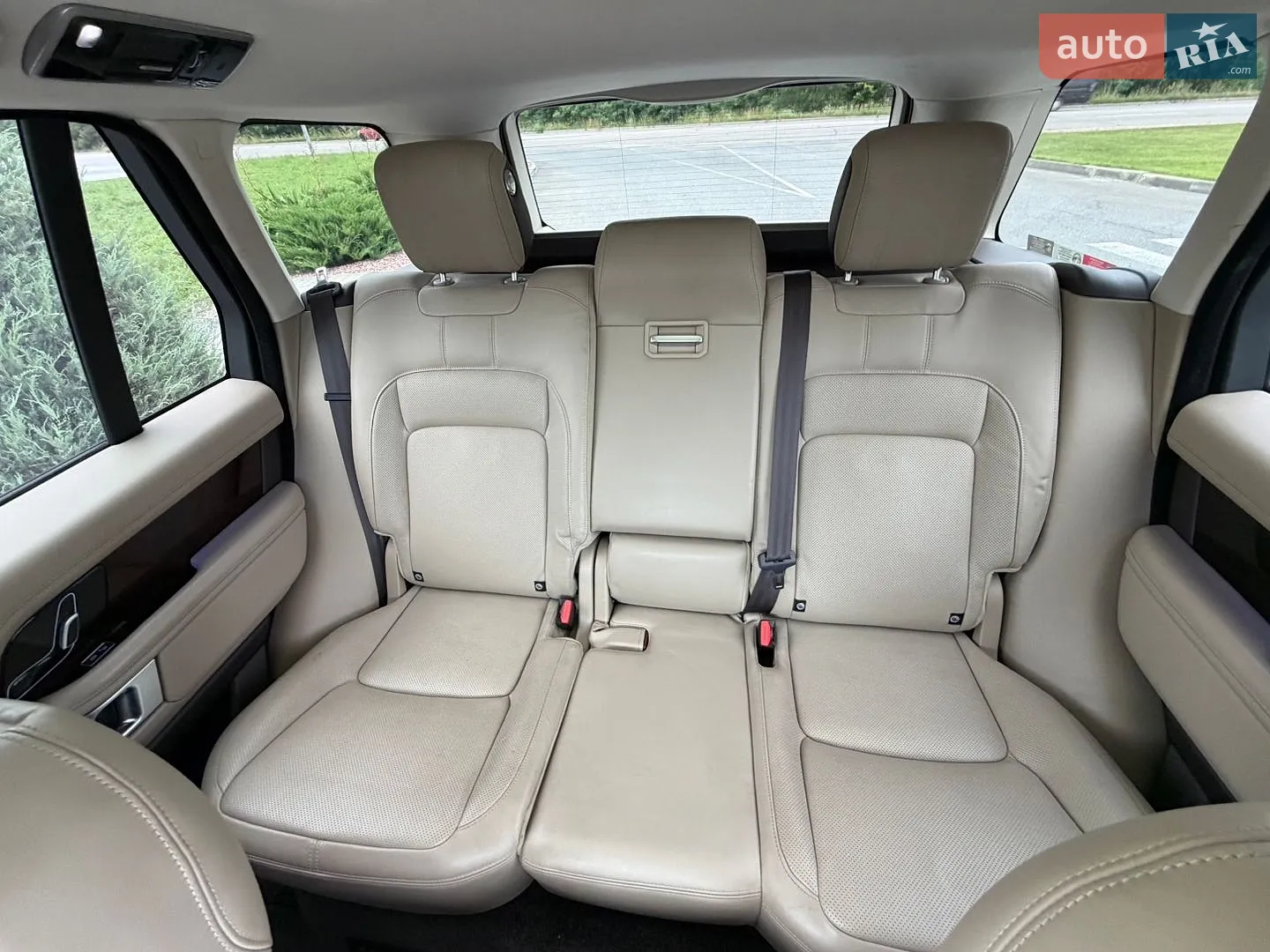 2019 Land Rover Range Rover - мініатюра 17