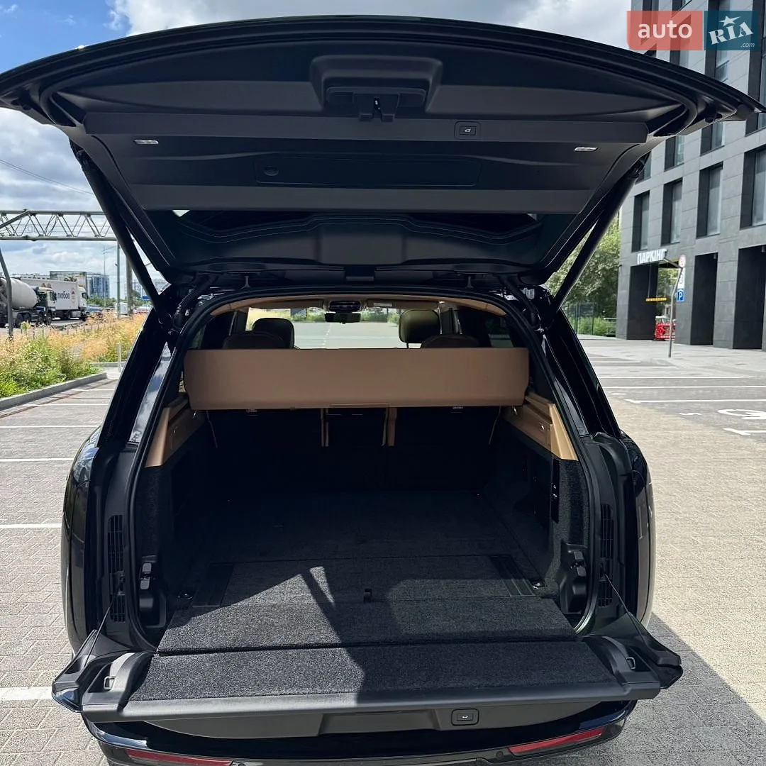 2023 Land Rover Range Rover - мініатюра 17