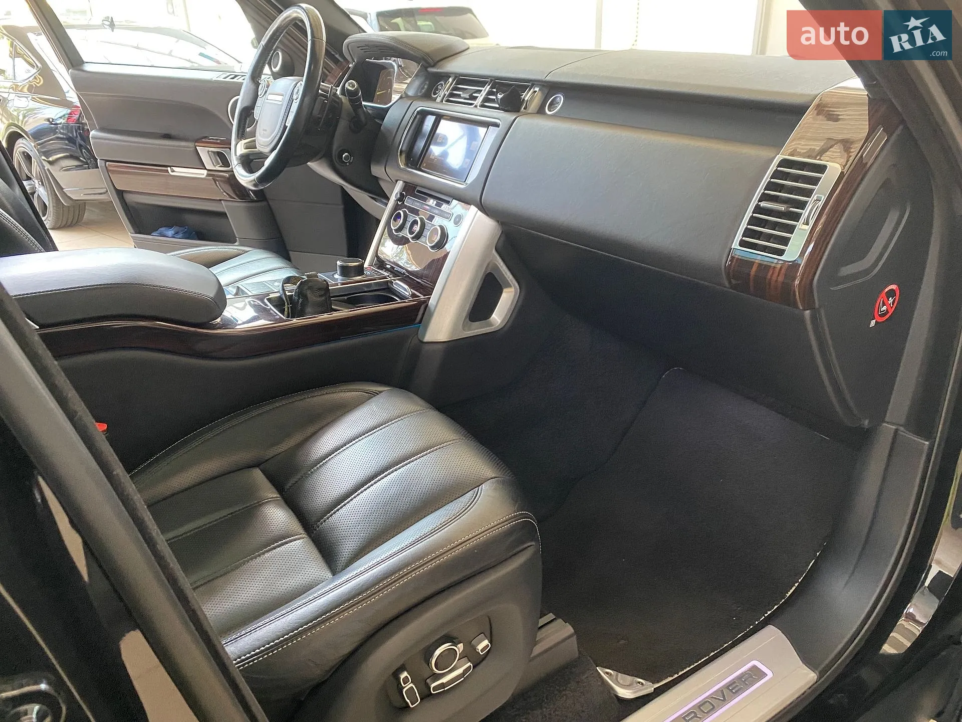 2016 Land Rover Range Rover - мініатюра 29
