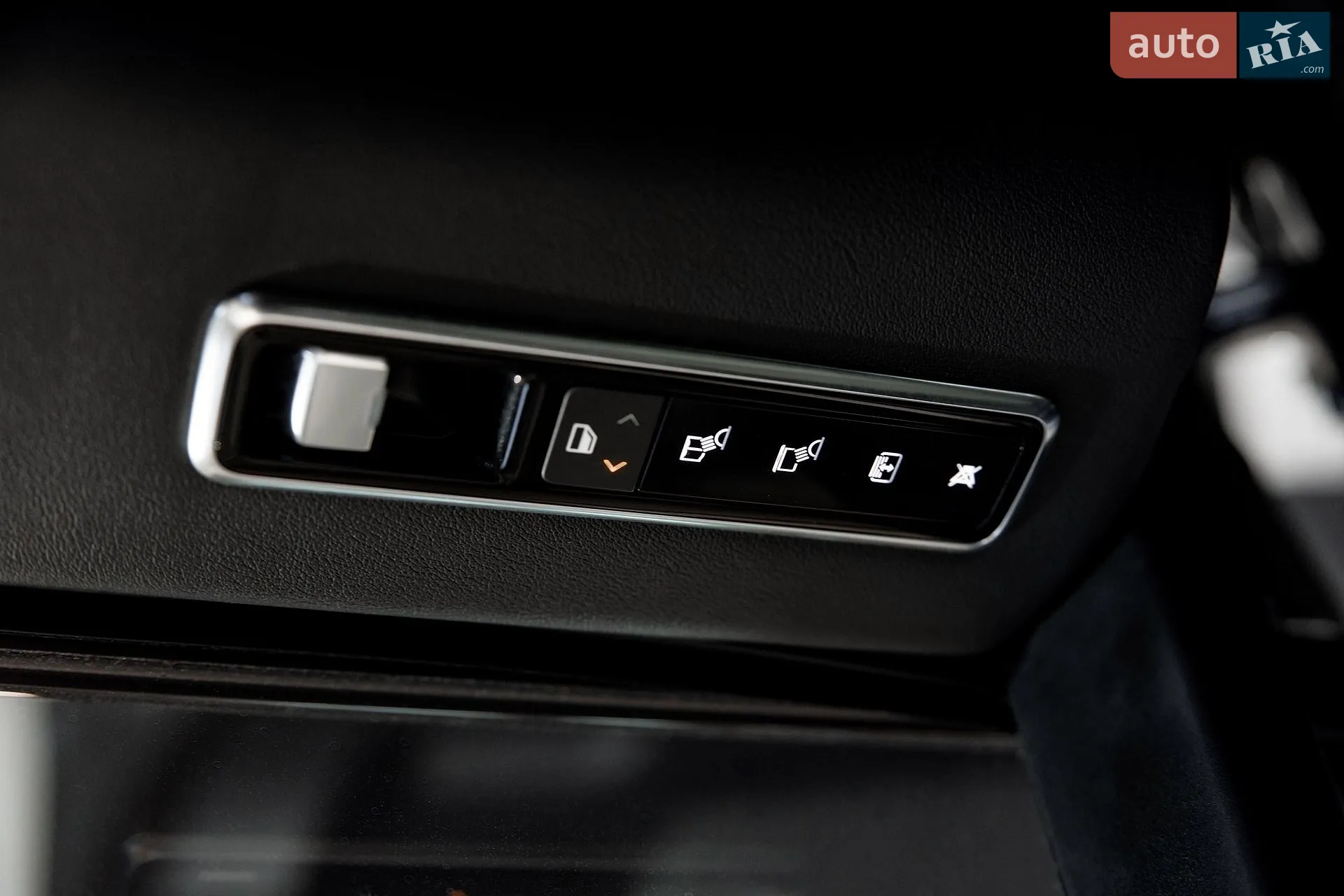2018 Land Rover Range Rover - мініатюра 31