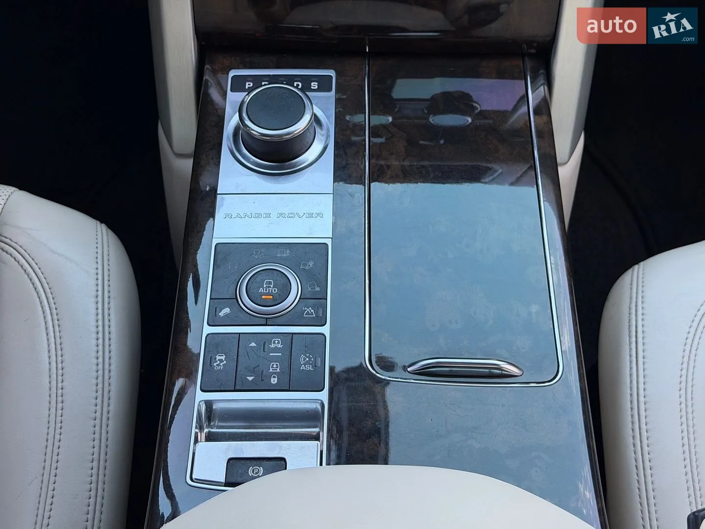2013 Land Rover Range Rover - мініатюра 22