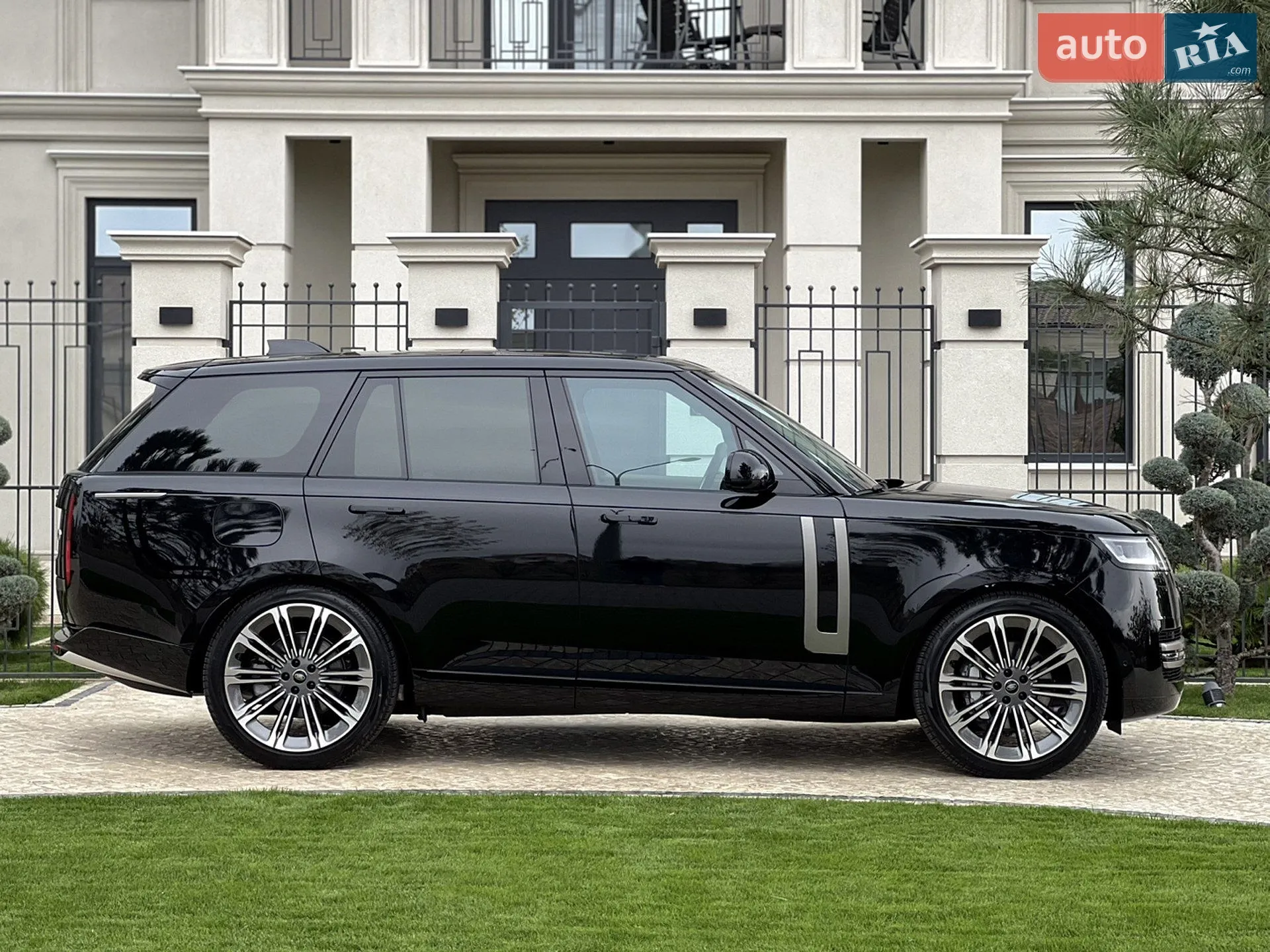 2022 Land Rover Range Rover - мініатюра 19
