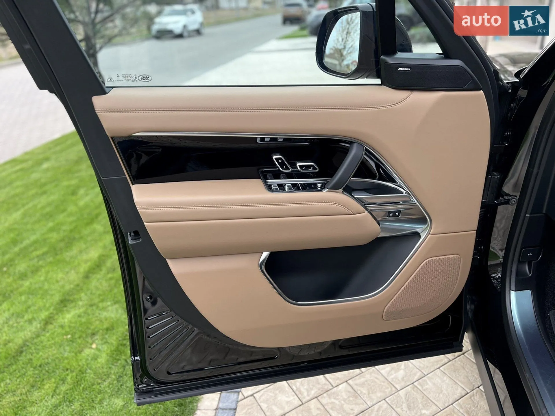 2022 Land Rover Range Rover - мініатюра 28