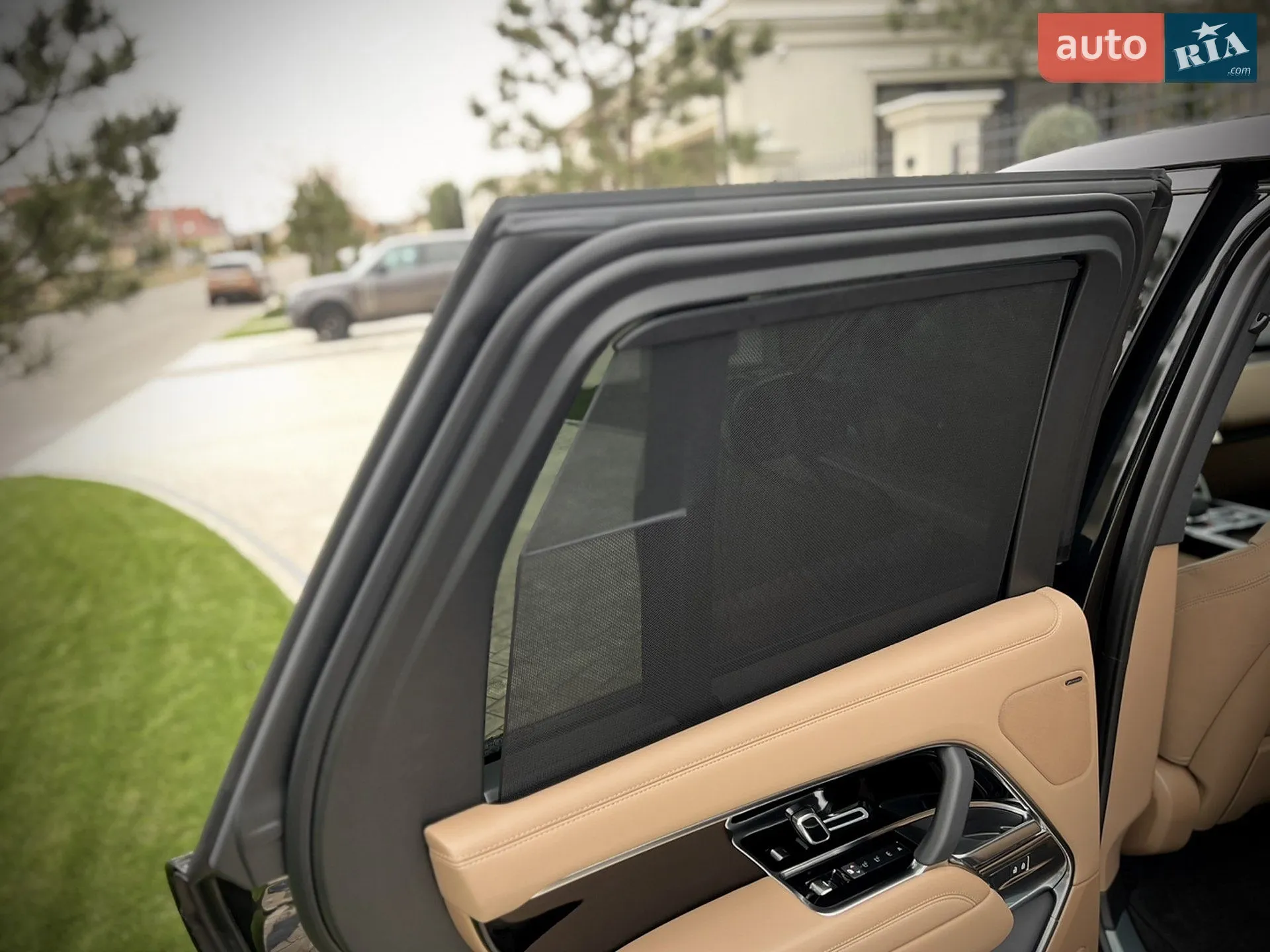 2022 Land Rover Range Rover - мініатюра 35
