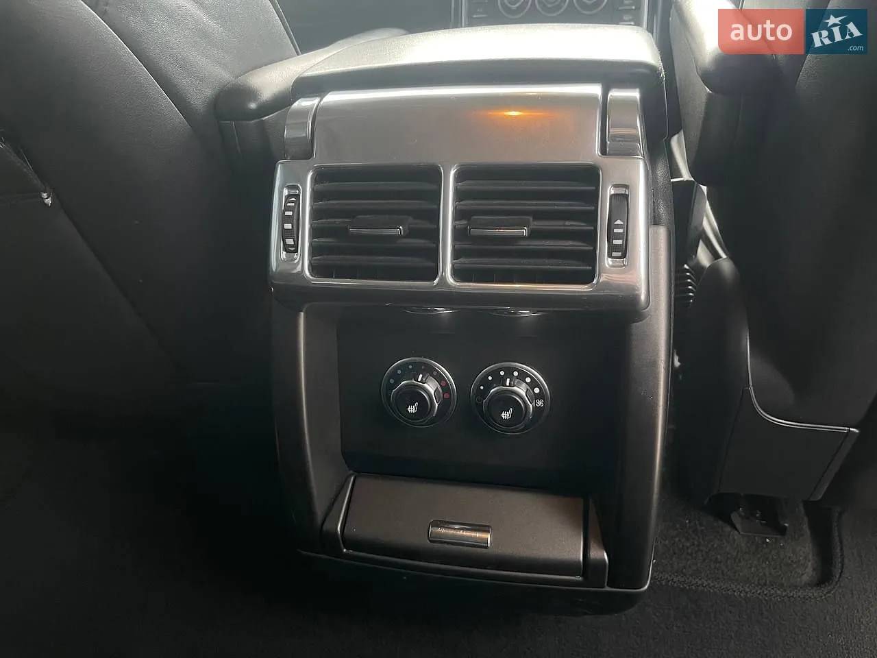 2012 Land Rover Range Rover - мініатюра 29