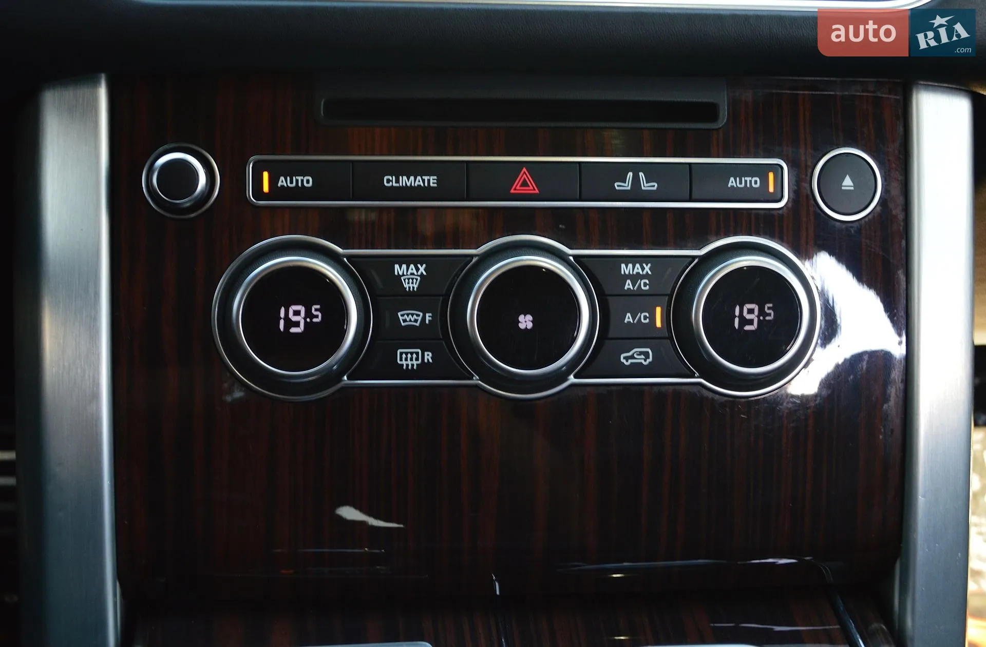 2013 Land Rover Range Rover - мініатюра 37